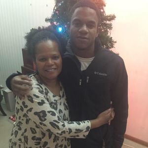 Meet your Posher, Devin